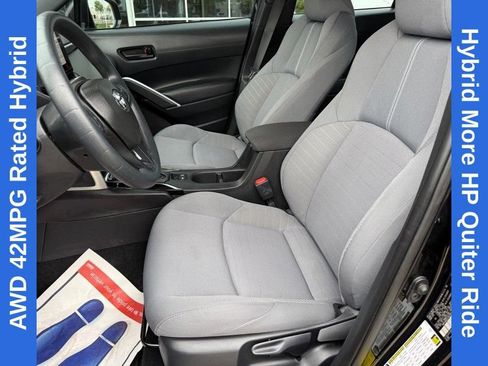Used 2025 Toyota Corolla Cross AWD Hybrid image 16