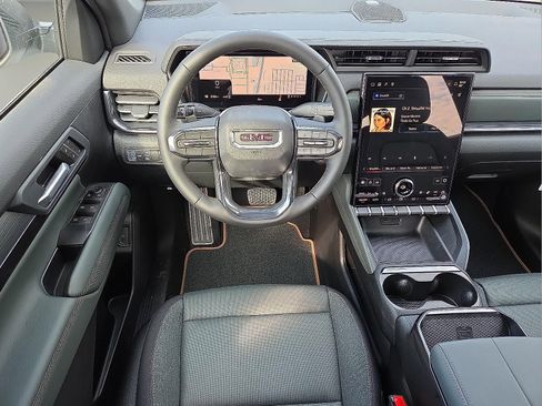 New 2026 GMC Terrain AT4 w/ Convenience Package III AWD/4WD image 11