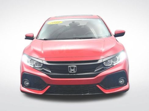 Used 2018 Honda Civic EX image 2