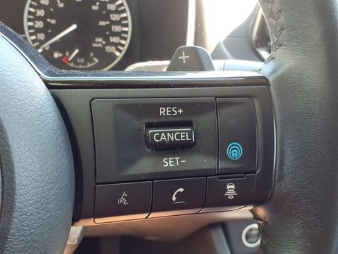 Used 2021 Nissan Rogue SV AWD/4WD image 27