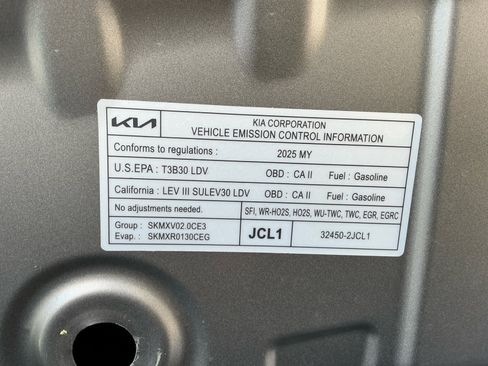 Used 2025 Kia K4 LXS FWD image 18