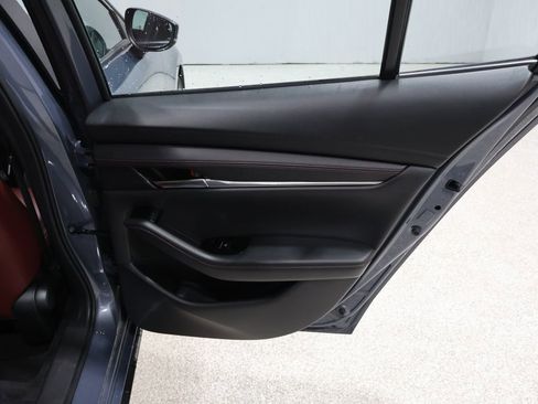 Used 2025 MAZDA MAZDA3 s image 21