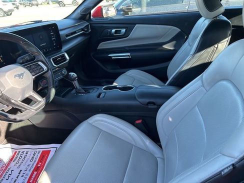 Used 2024 Ford Mustang Premium image 28