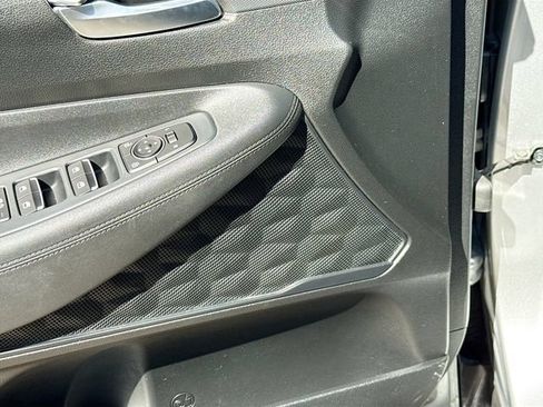 Used 2023 Hyundai Santa Fe SEL FWD image 19