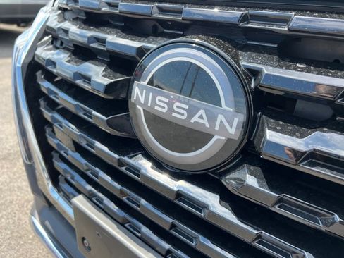 Used 2023 Nissan Kicks SV w/ Exterior Package FWD image 28