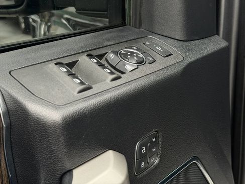 Used 2020 Ford F350 Lariat AWD/4WD image 18
