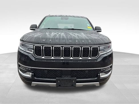 Used 2024 Jeep Wagoneer Series II w/ Flexible Seating Group image 9
