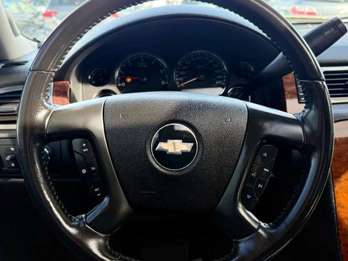 Used 2007 Chevrolet Avalanche LT w/ LT Preferred Equipment Group image 12
