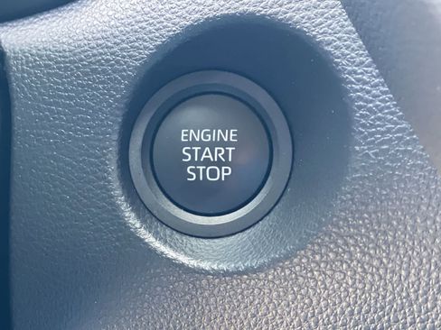 Certified 2024 Toyota Corolla Cross LE image 37