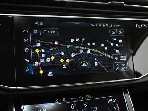 Certified 2025 Audi Q7 3.0T Premium Plus image 13