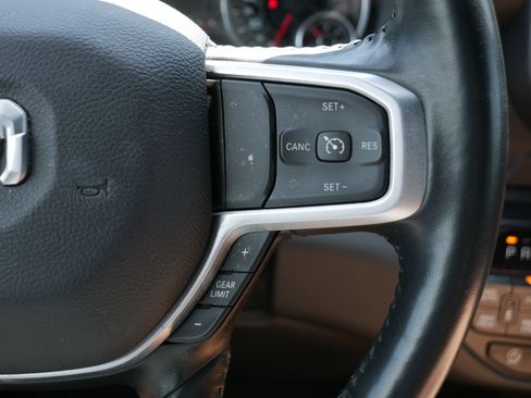 Used 2022 RAM 1500 Big Horn AWD/4WD image 30