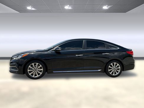 Used 2017 Hyundai Sonata Limited w/ Ultimate Package 04 FWD image 2