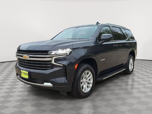 Used 2024 Chevrolet Tahoe LT RWD image 4
