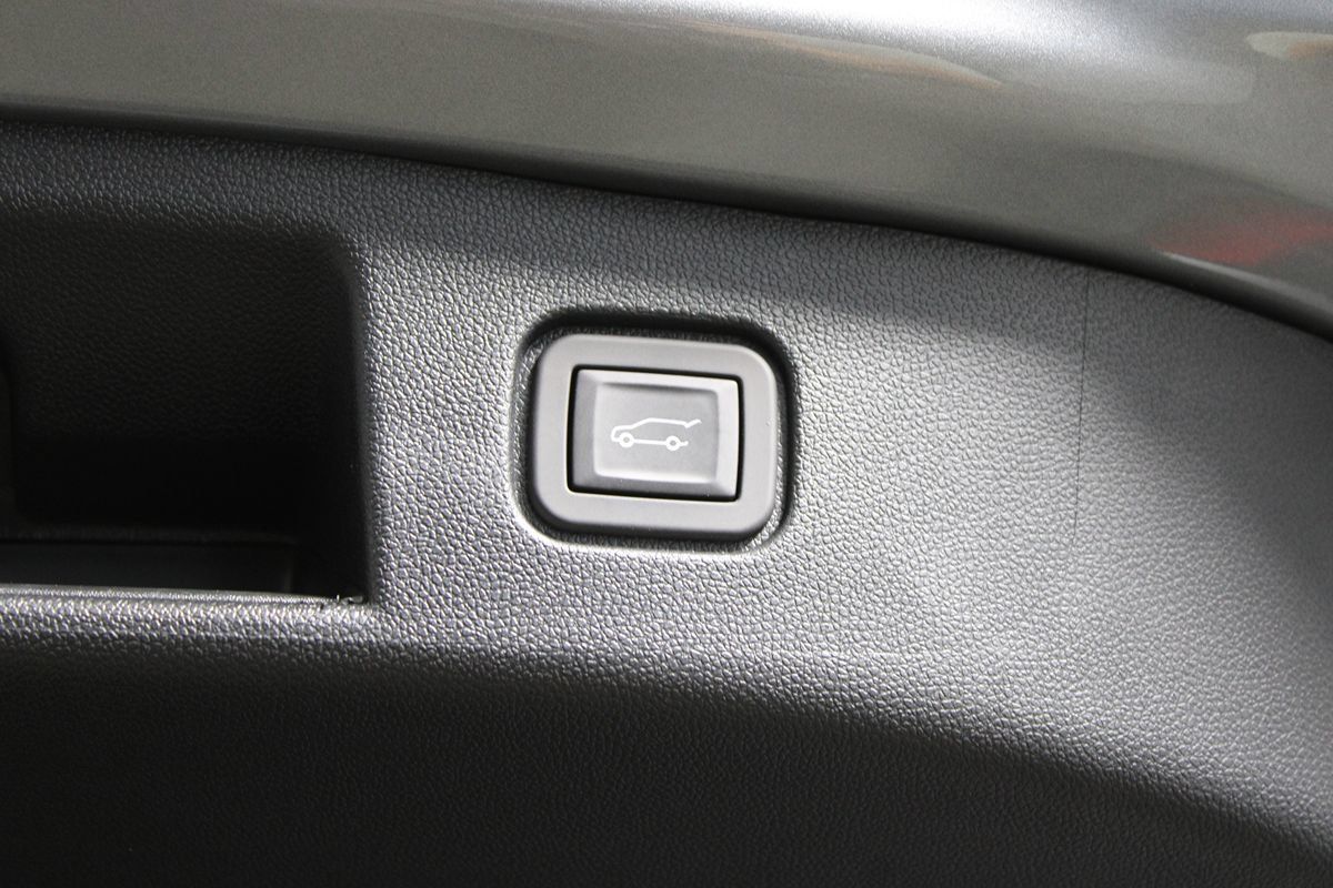 Used 2024 Chevrolet Blazer EV RS AWD/4WD image 26