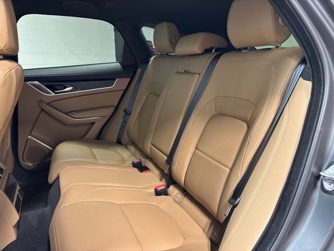 Used 2022 Jaguar F-PACE S AWD/4WD image 29