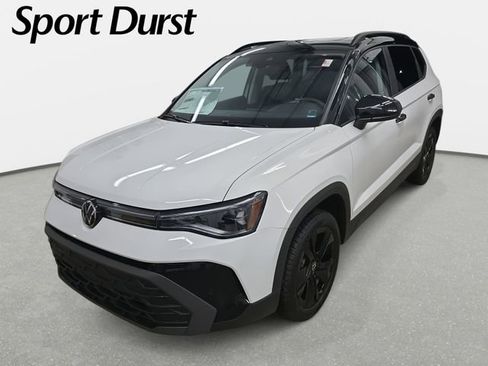 New 2026 Volkswagen Taos SE FWD image 1