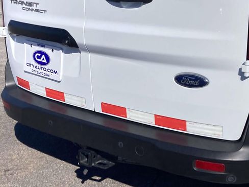 Used 2022 Ford Transit Connect XL image 11