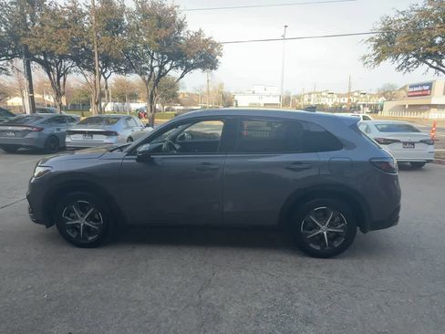 Used 2023 Honda HR-V EX-L image 5