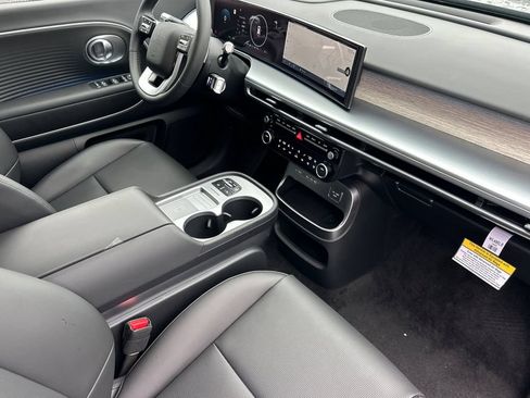New 2026 Hyundai Ioniq 9 SEL AWD/4WD image 13