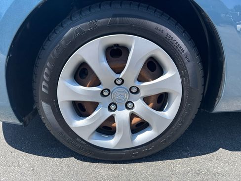 Used 2011 MAZDA MAZDA3 i Sport FWD image 9