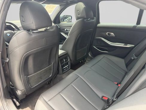 Used 2019 BMW 330i Sedan w/ Convenience Package RWD image 27