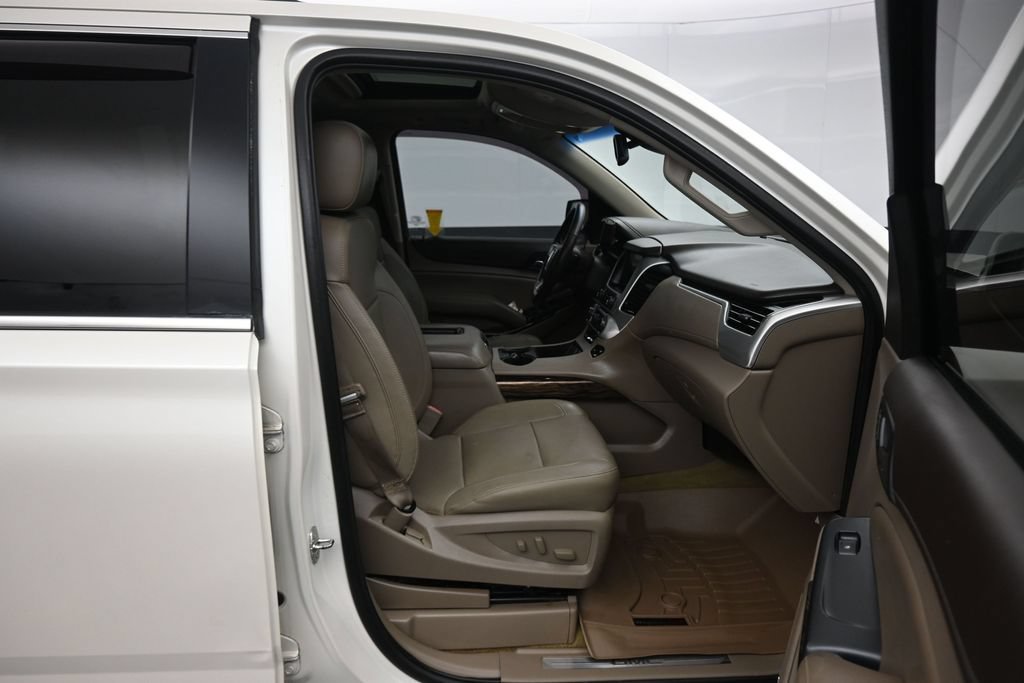 Used 2015 GMC Yukon XL SLT w/ Open Road Package AWD/4WD image 51