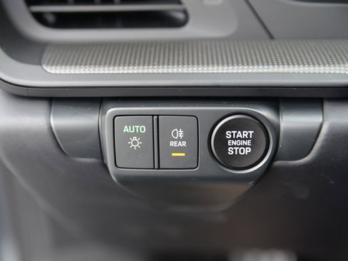 Certified 2025 Porsche 911 Carrera GTS image 17