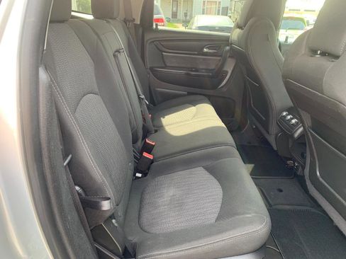 Used 2016 Chevrolet Traverse LT w/ Style and Technology Package image 35