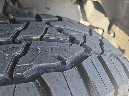 Used 2024 Toyota Tundra Limited image 40