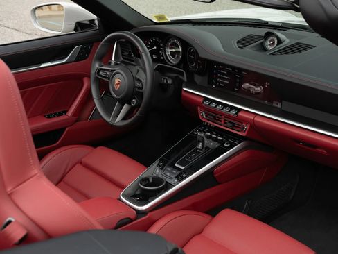 Used 2024 Porsche 911 Cabriolet AWD/4WD image 37
