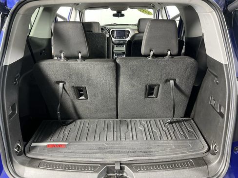 Certified 2023 GMC Acadia SLE w/ Driver Convenience Package image 25