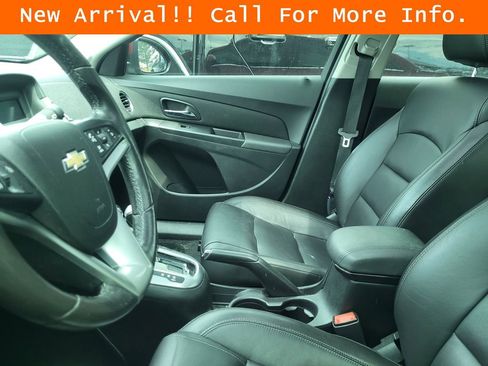 Used 2012 Chevrolet Cruze LTZ FWD image 10