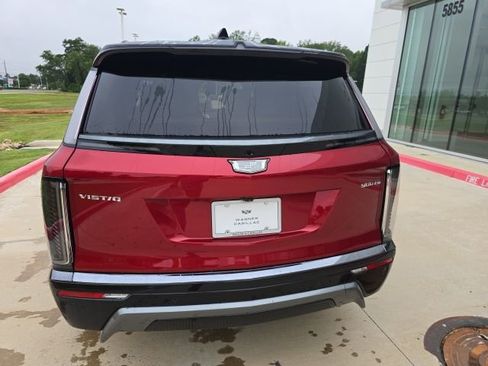 New 2026 Cadillac Vistiq Sport w/ LPO, Floor Liner Package image 4