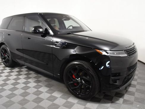 Used 2023 Land Rover Range Rover Sport SE Dynamic AWD/4WD image 8