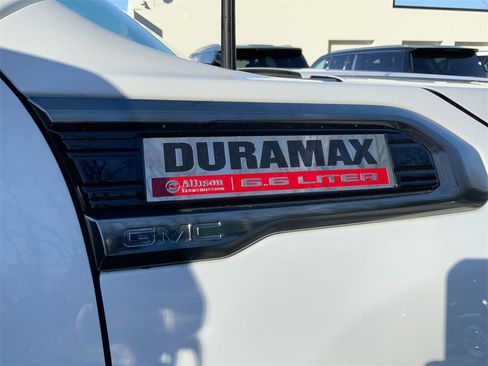 Used 2022 GMC Sierra 2500 AT4 image 29