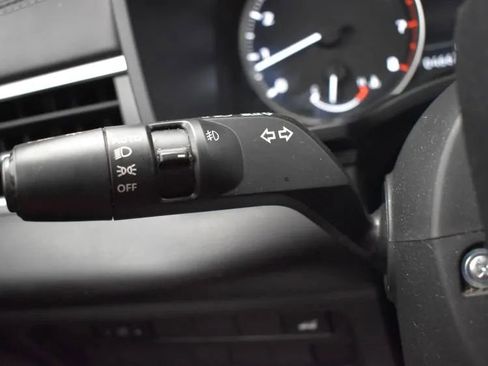 Used 2024 Mitsubishi Outlander Ralliart image 25