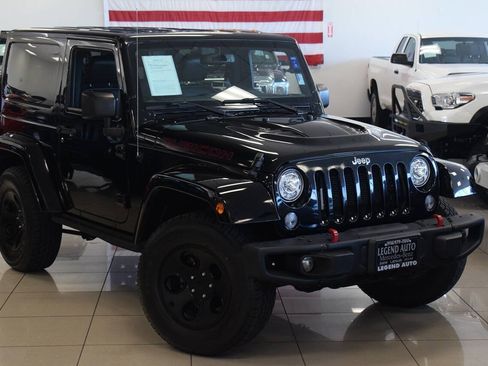 Used 2017 Jeep Wrangler Rubicon AWD/4WD image 28