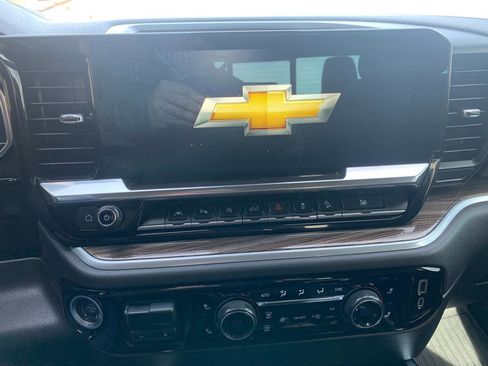 Used 2022 Chevrolet Silverado 1500 RST w/ Texas Edition Plus image 26