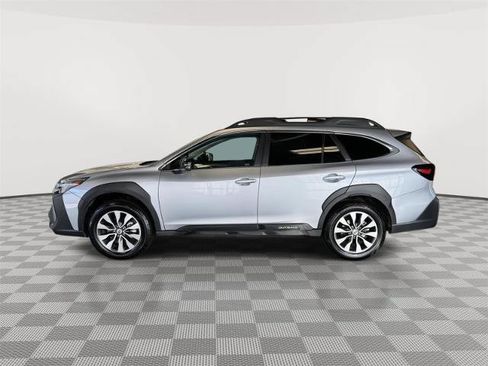 Used 2025 Subaru Outback Limited AWD/4WD image 2