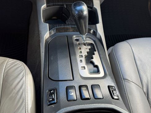 Used 2006 Toyota 4Runner Limited image 18