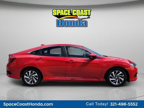 Certified 2018 Honda Civic EX image 3