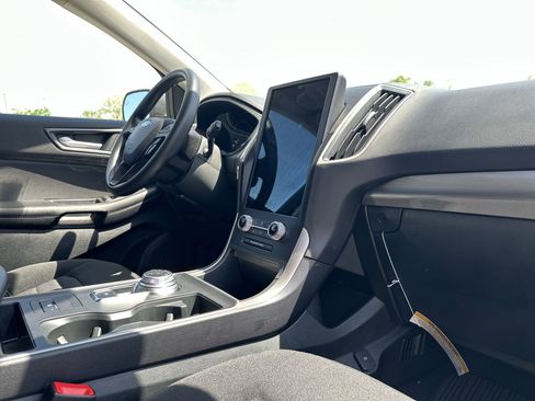 New 2024 Ford Edge SE image 33
