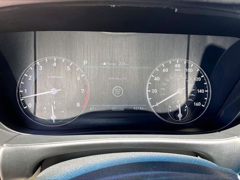 Used 2019 Genesis G90 5.0 Ultimate RWD image 13