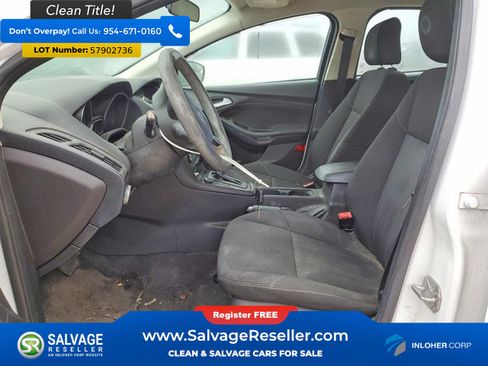 Used 2015 Ford Focus SE FWD image 9