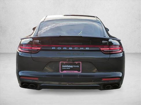 Used 2018 Porsche Panamera Turbo S image 6