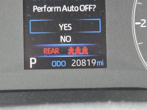 Used 2023 Toyota Corolla SE w/ Carpet Mat Package (TMS) FWD image 28