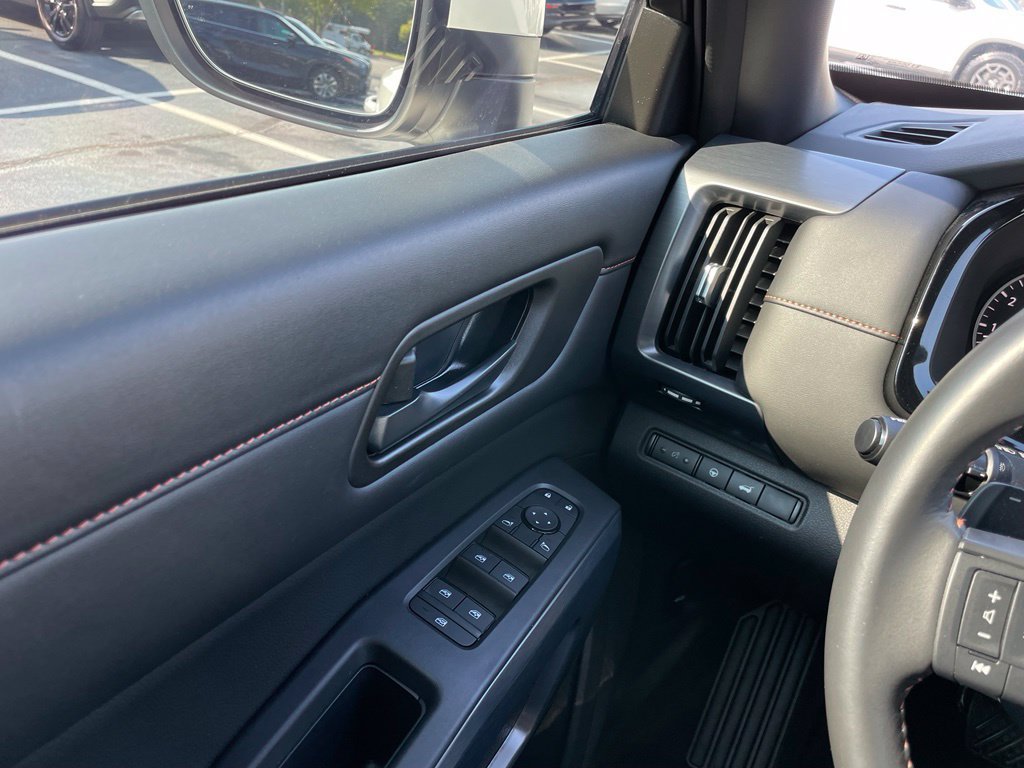 Used 2025 Nissan Pathfinder Rock Creek AWD/4WD image 22