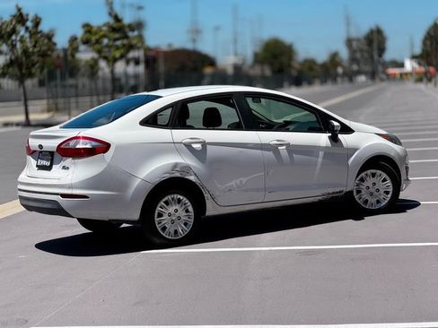 Used 2016 Ford Fiesta S FWD image 19