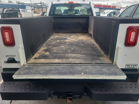 Used 2022 Ford F250 XL w/ Power Equipment Group AWD/4WD image 19