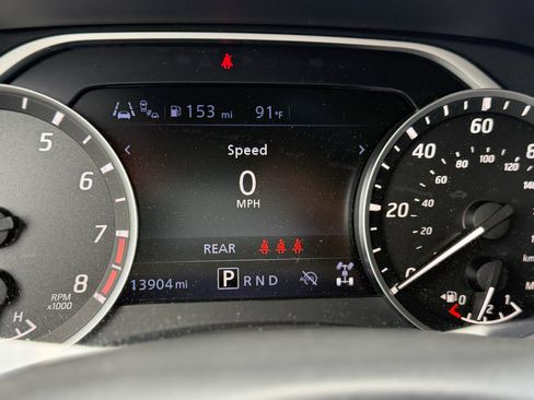 Used 2025 Nissan Frontier SV AWD/4WD image 19